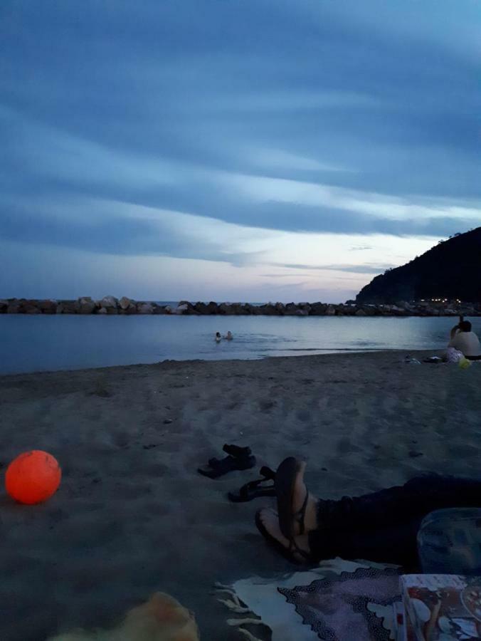 Appartamento Terrazza Vista Mare Mozzafiato Moneglia Εξωτερικό φωτογραφία